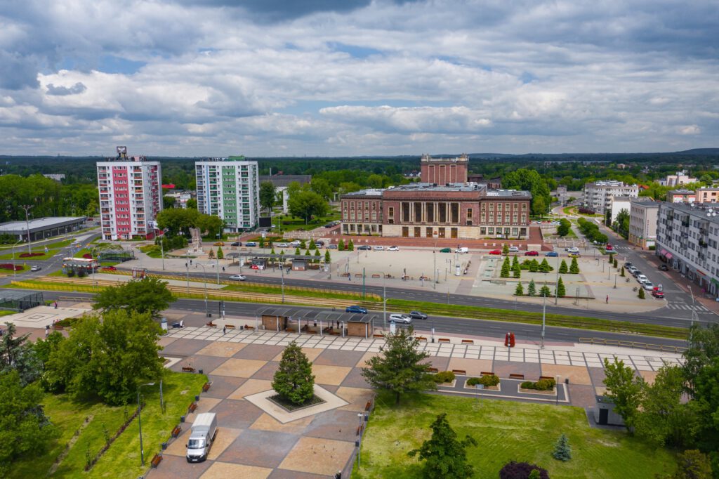 Czy Dąbrowa Górnicza posiada rynek?