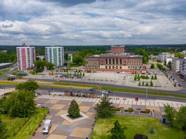 Czy Dąbrowa Górnicza posiada rynek?